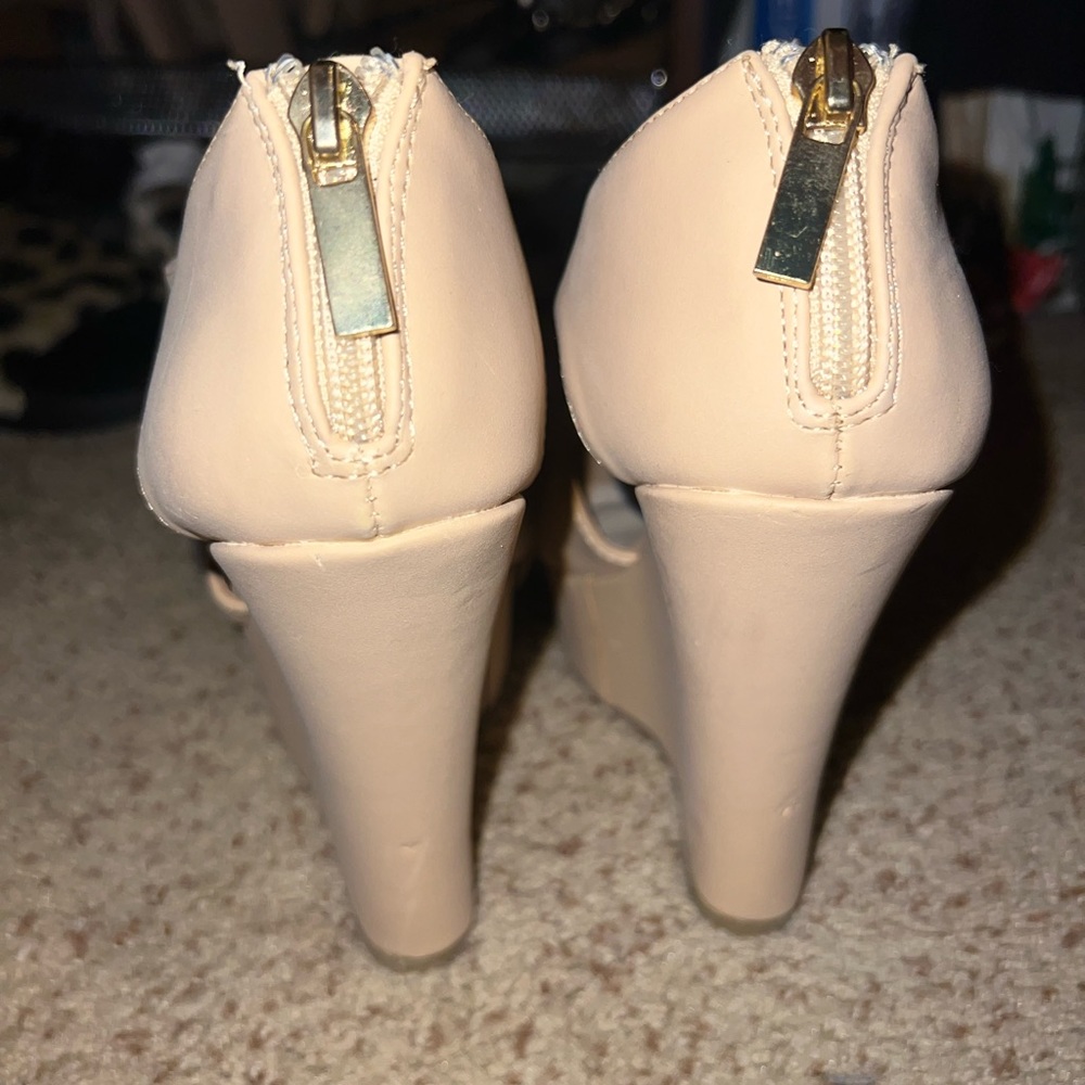 Wedges - Picture 2 of 3